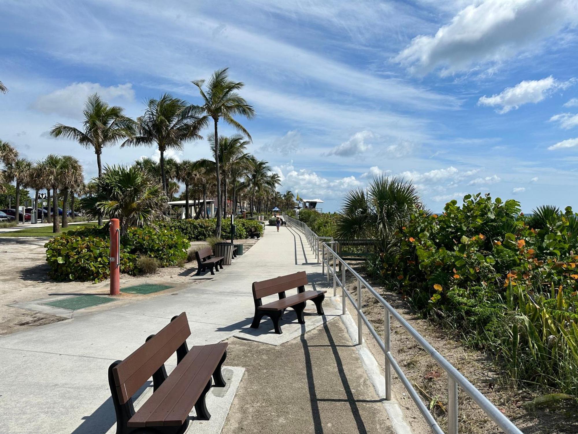 5 Min To Beach Large Living Room Fenced Backyard Bbq Firepit Driveway Boat Parking レイク・ワース エクステリア 写真